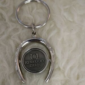 Silver Horseshoe Keychain